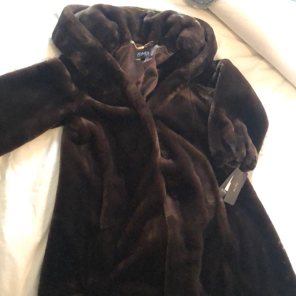 Brand new never worn faux fur coat